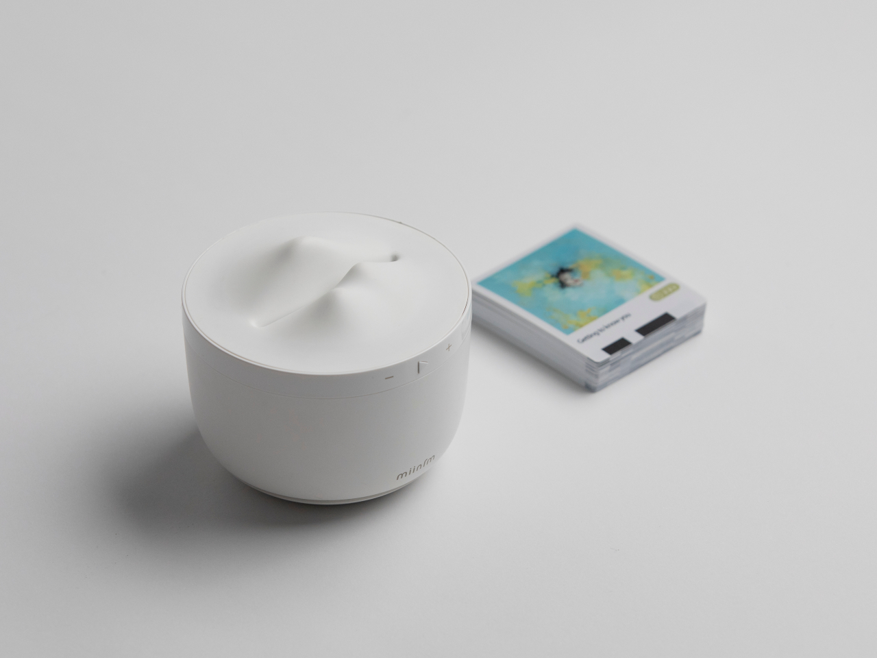 Bluetooth Speaker ，User experience，Minimalist design ，Music interaction，