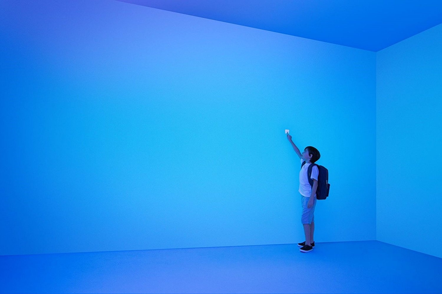 Logitech，switch，intelligence，