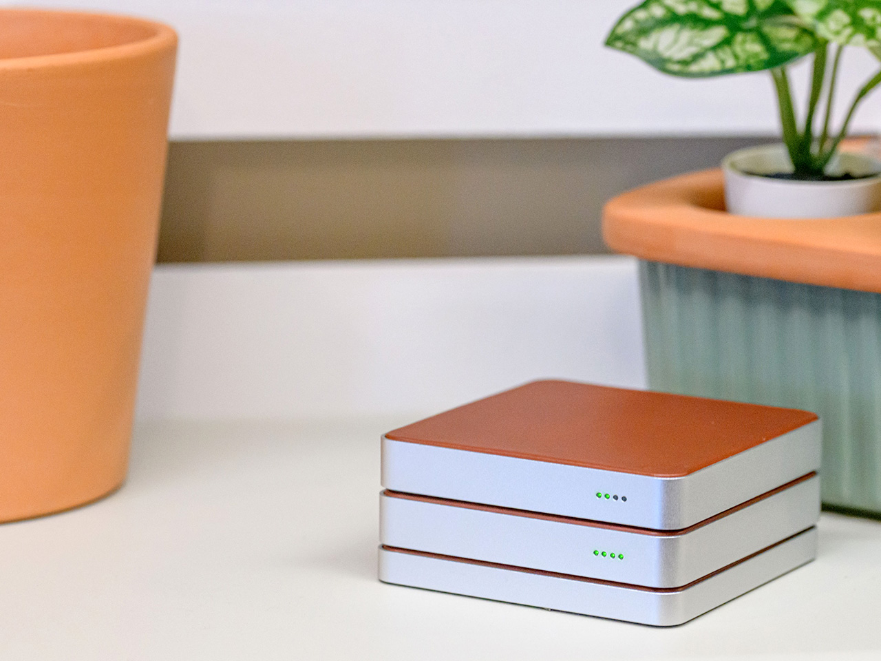 AL，Charger，Digital，Electronic equipment，