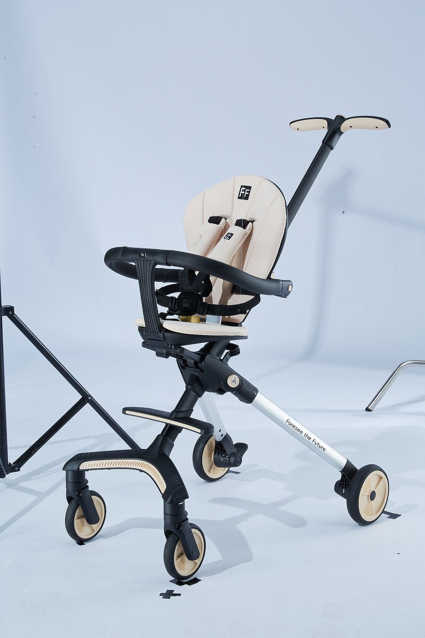 baby carriage，Portable stroller，American MUSE Award-winning Case，Award-winning case publicity，