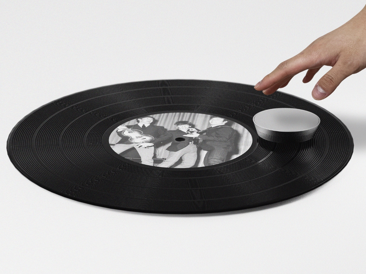 Retro Design ，Bluetooth Speaker ，two-in-one，AI speaker，