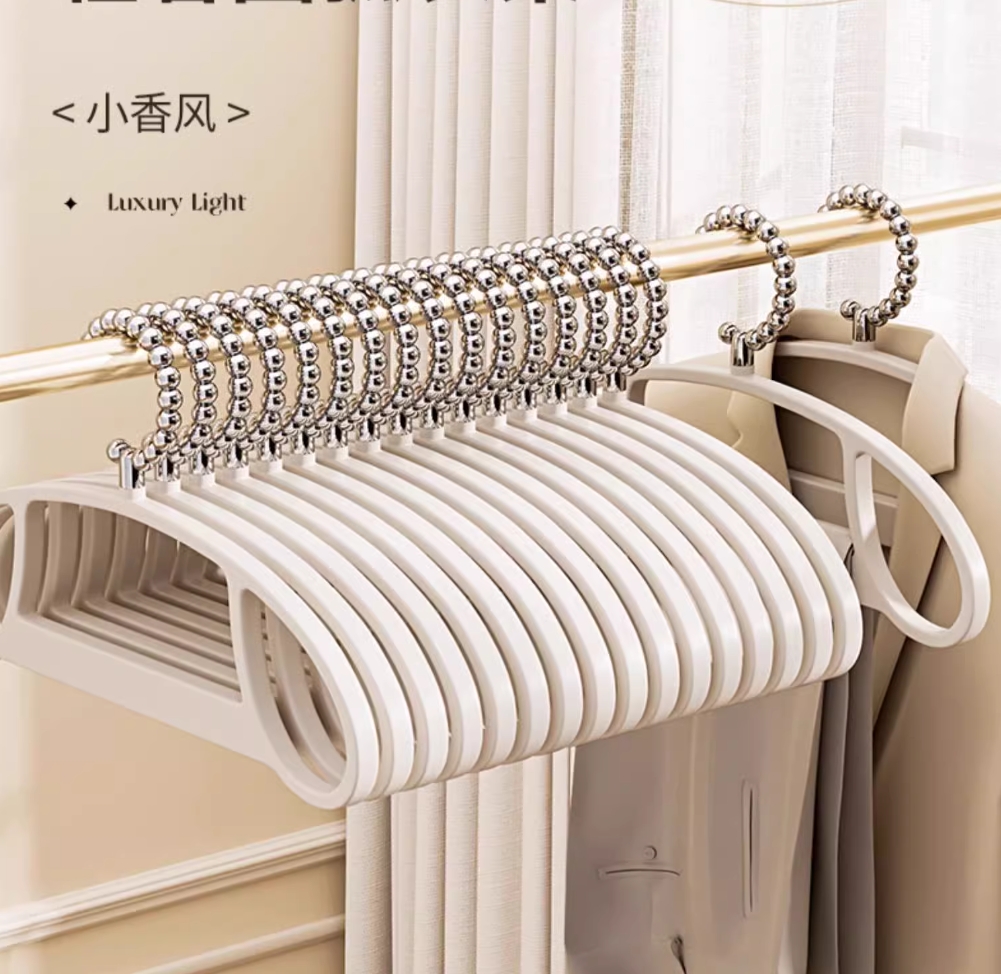 Light luxury，cream，Simplicity，senior，coat hanger，