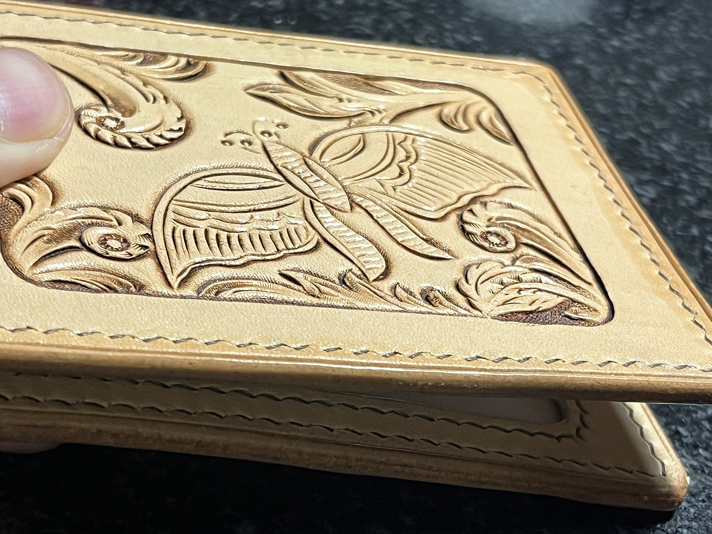 Hand book，