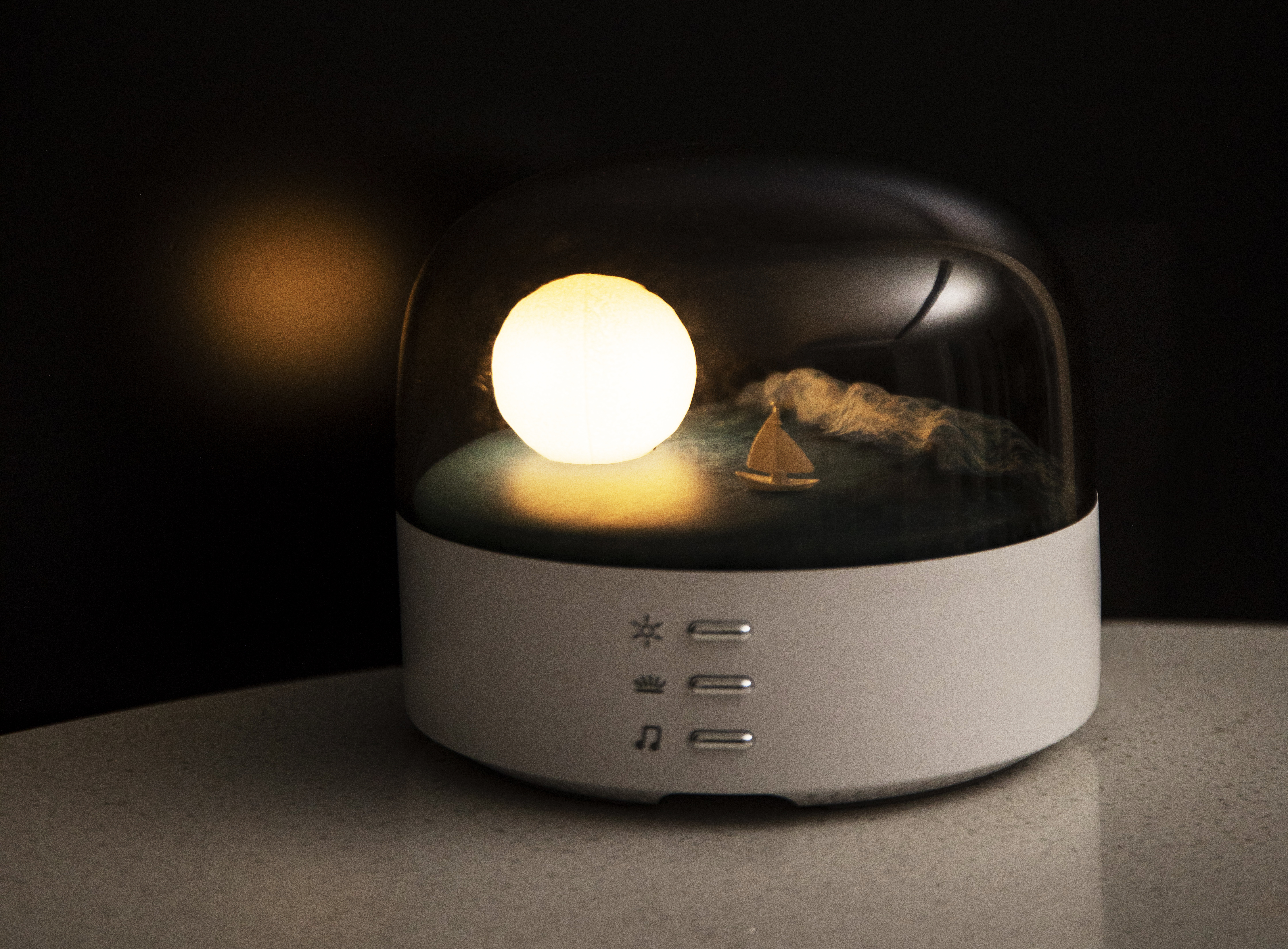 Creative lamp，Atmosphere lamp，Sunset Sunset，Creative design，Floating with the wind，Bluetooth Speaker ，stepless dimming，