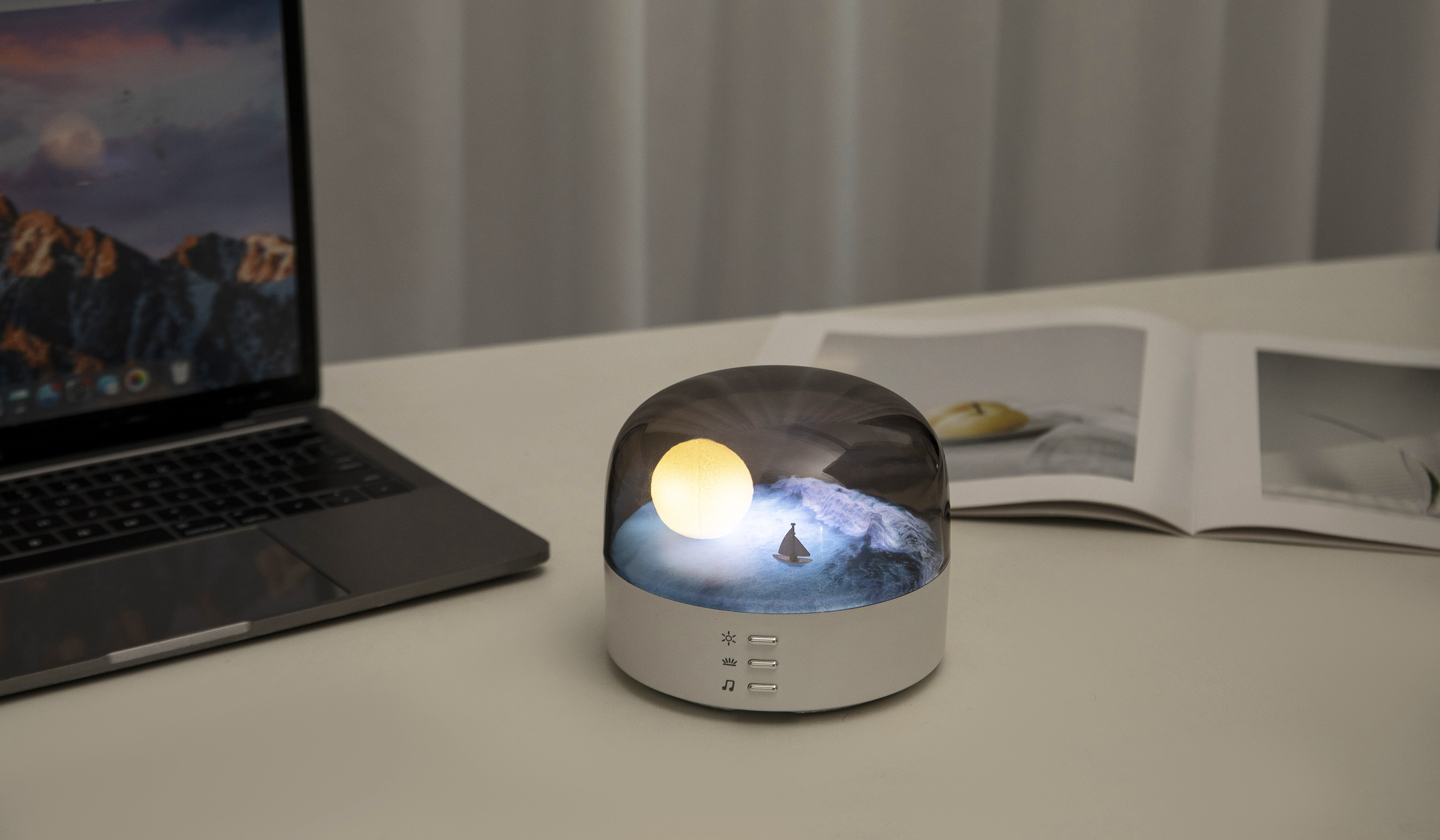 Creative lamp，Atmosphere lamp，Sunset Sunset，Creative design，Floating with the wind，Bluetooth Speaker ，stepless dimming，
