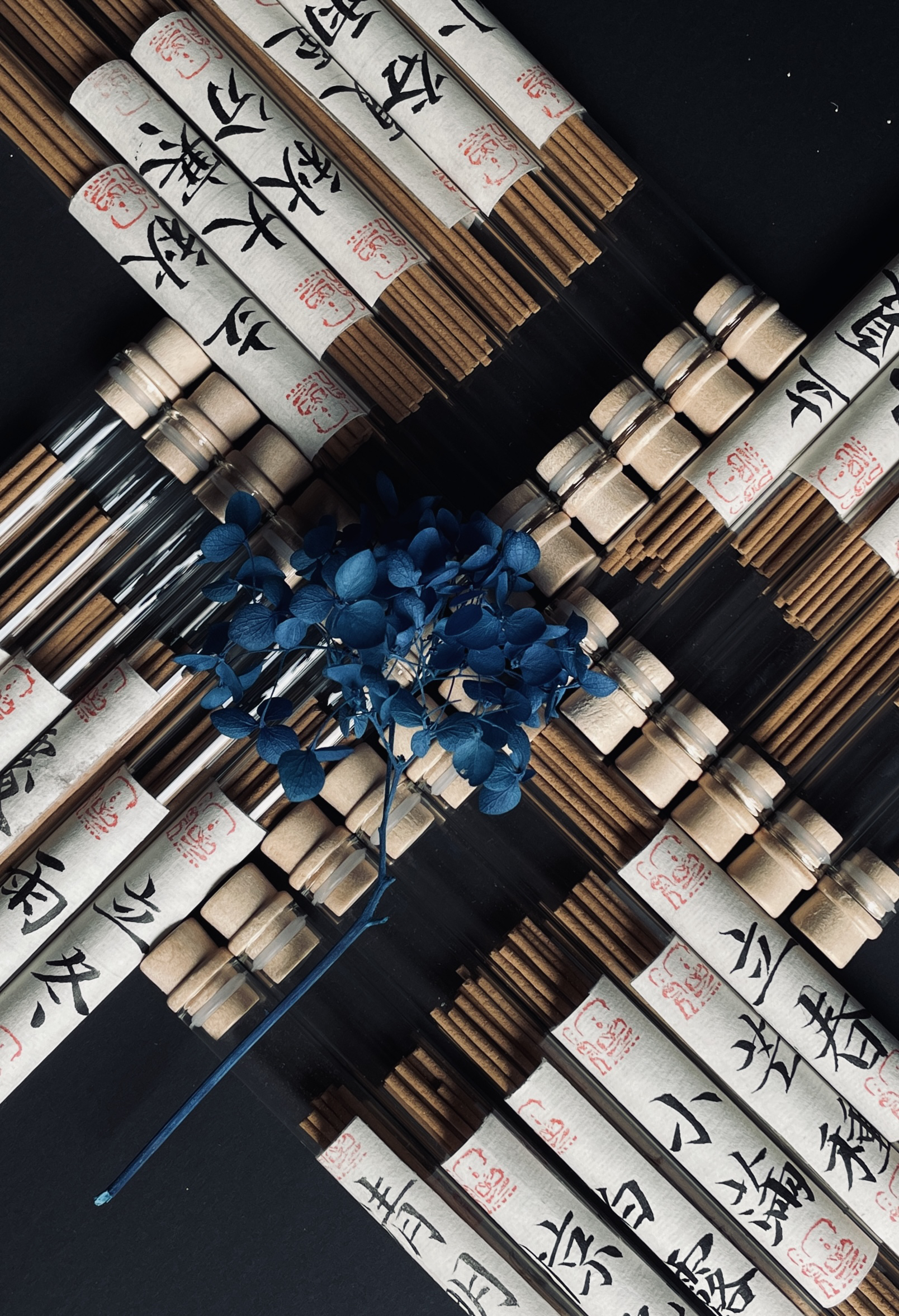 24 throttle line incense to meet the needs of different use scenarios with incense.，Joss stick，