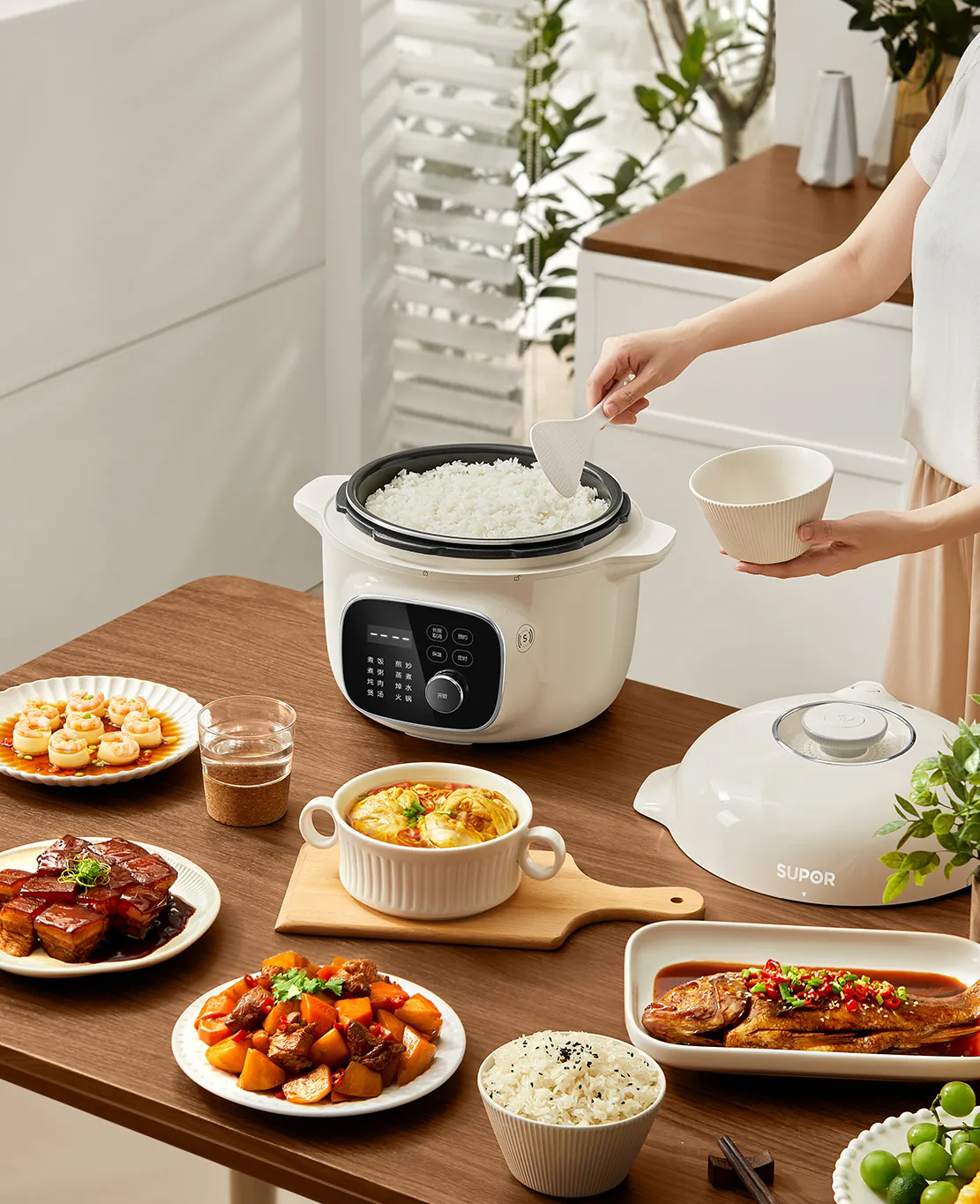 Electric pressure cooker，