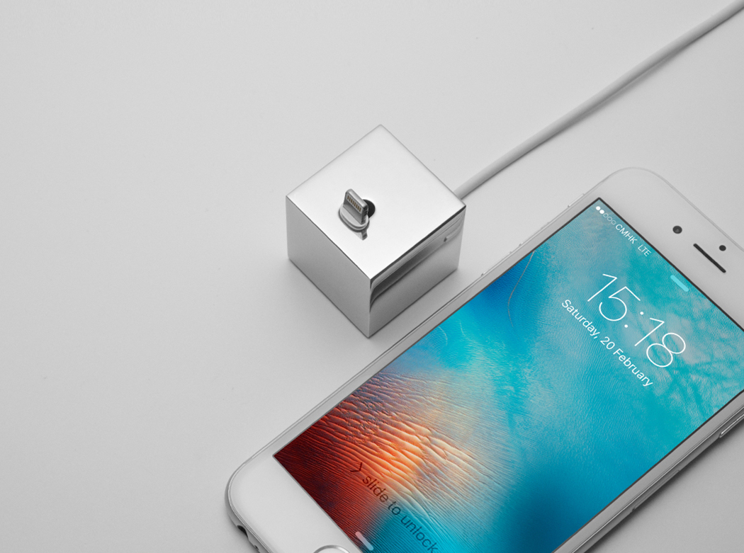 Q dock，iPhone，Charging base，stainless steel，copper ，Charging base，