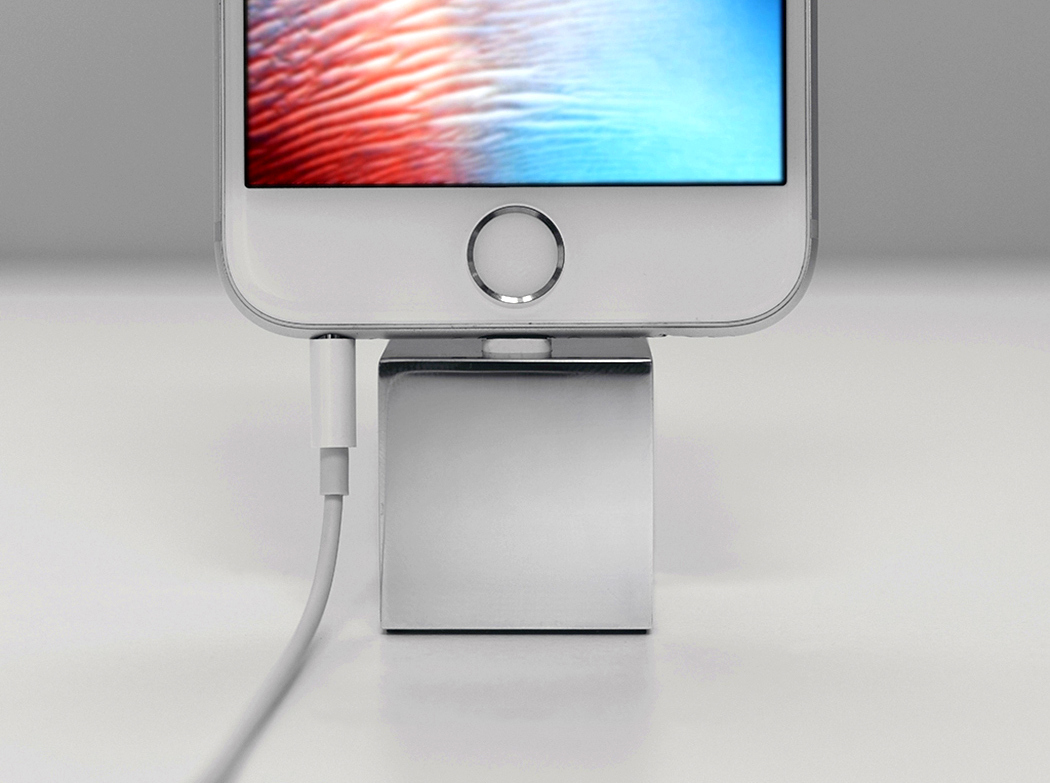 Q dock，iPhone，Charging base，stainless steel，copper ，Charging base，