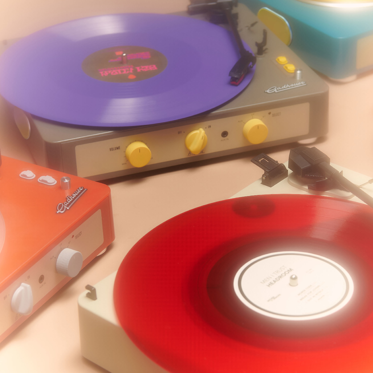 Retro record player，speaker，Brad Retro，USB-C，Modern Creativity，