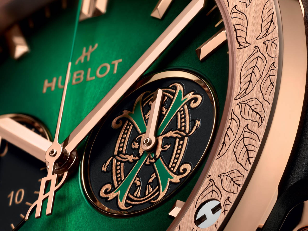 Wristwatch，Arturo Fuente，Wrist watch，Fashion products，