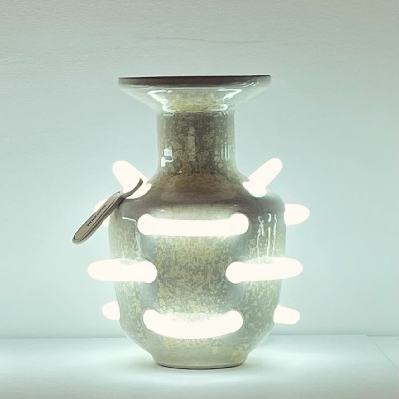 ceramics，Néophore，glaze，lamps and lanterns，The neon lights，