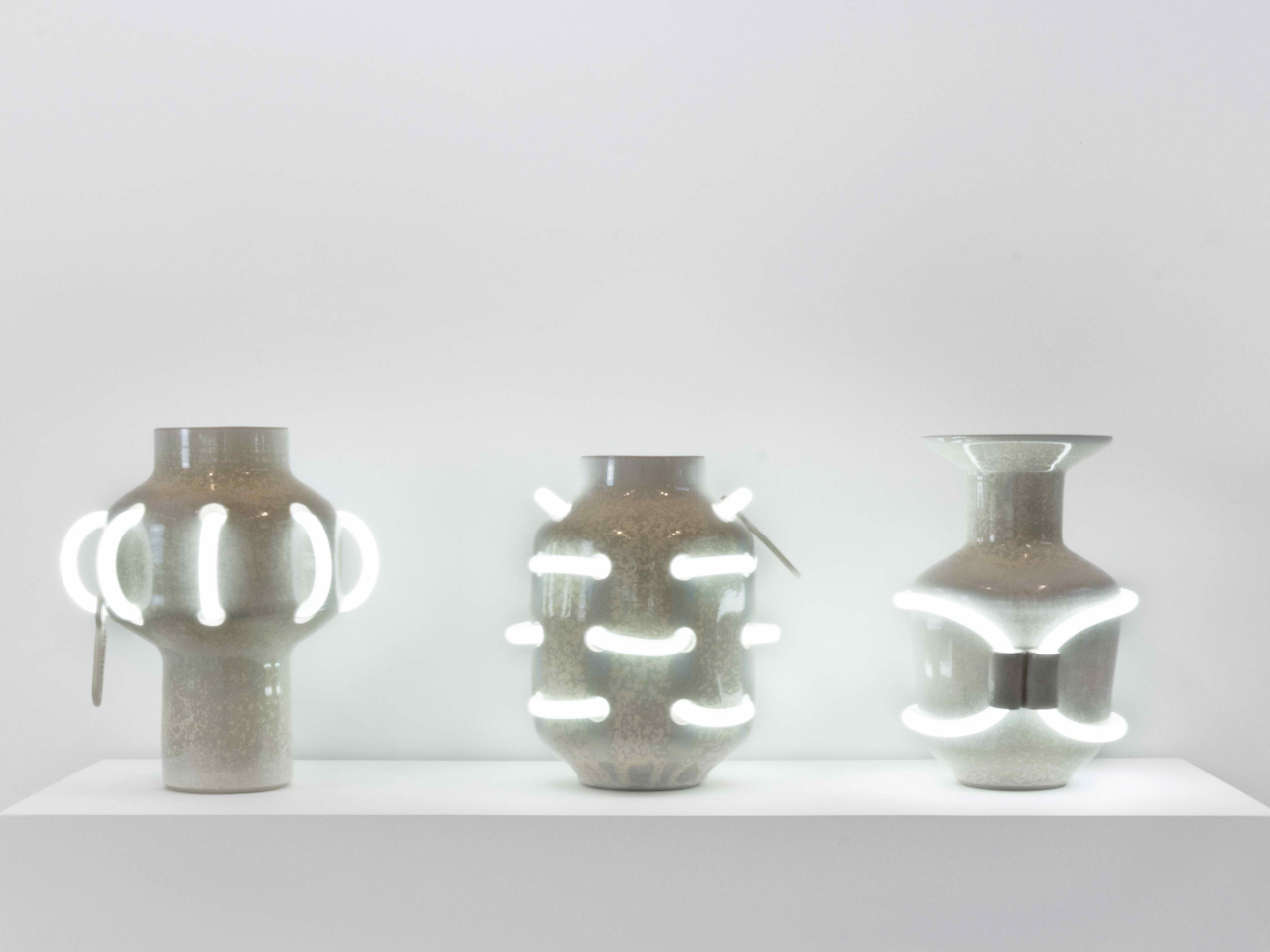 ceramics，Néophore，glaze，lamps and lanterns，The neon lights，