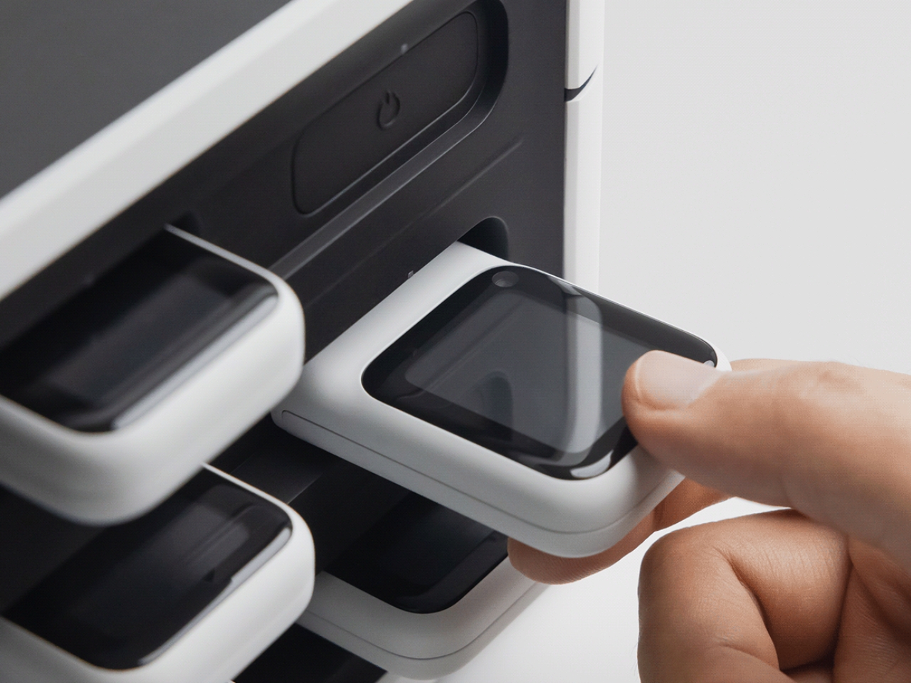 wearable devices ，Health monitoring，Hospital Nursing，Apollon，