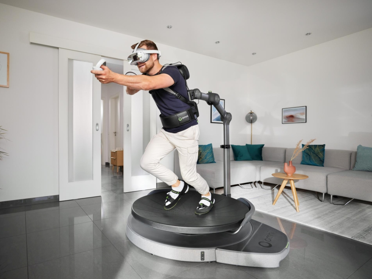 Treadmill，Virtual reality device，Digital，Omni One Core，