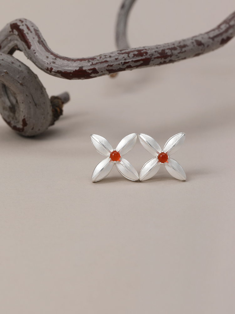 stud earring design，Niche Daily，Simple design，Oriental temperament，Even the pattern of money，Red agate，Valentine's Day gift，