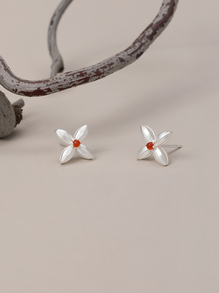 stud earring design，Niche Daily，Simple design，Oriental temperament，Even the pattern of money，Red agate，Valentine's Day gift，