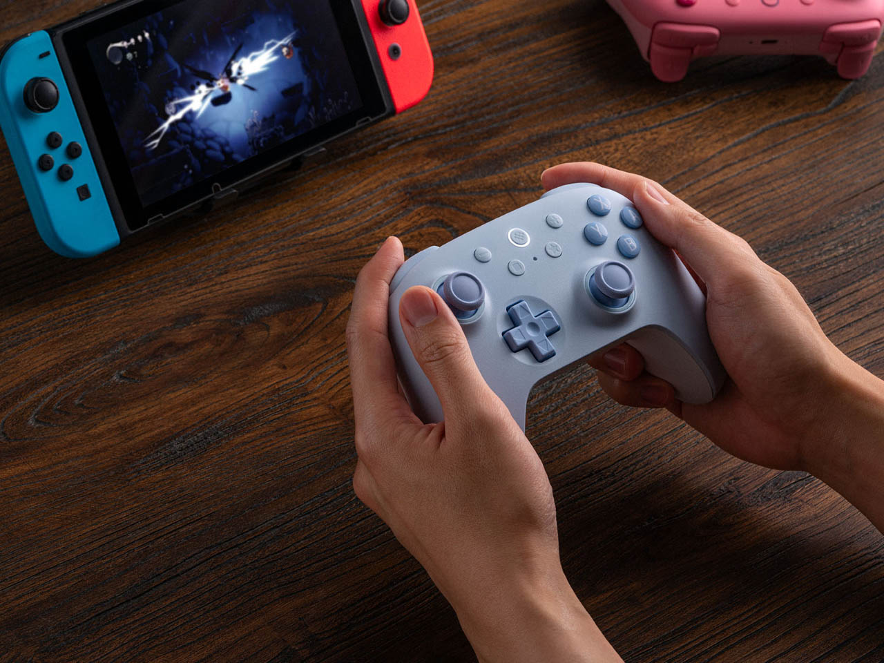 Ultimate 2C，Game handle，Digital，electronic product，