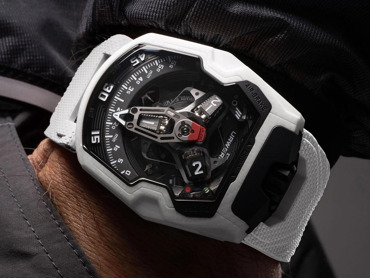 Task，Swiss watchmaking，Wristwatch，Limited edition，