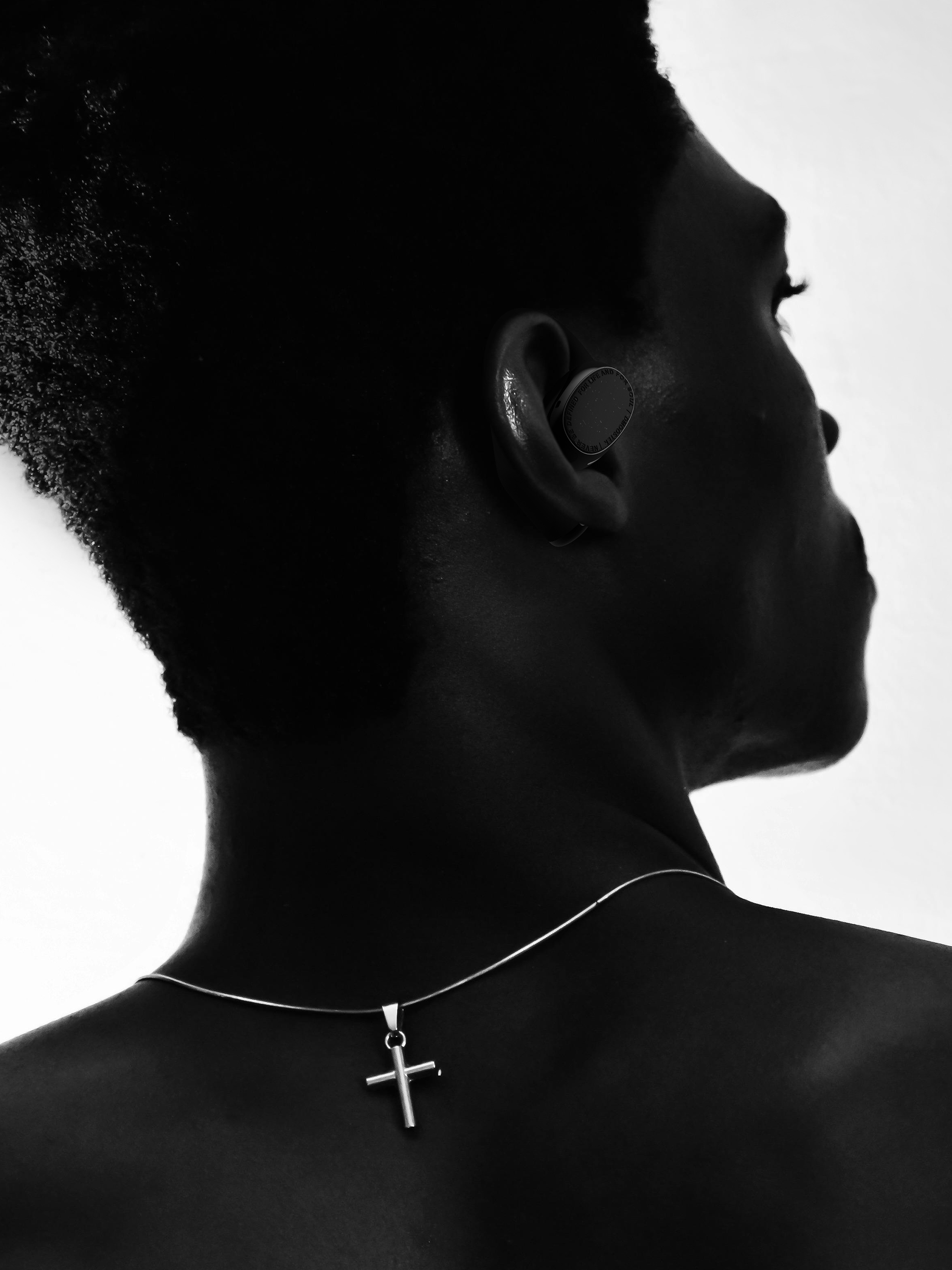 Big Monster，dmooster，Bluetooth headset，Sports headset，industrial design，Render，headset，brand，