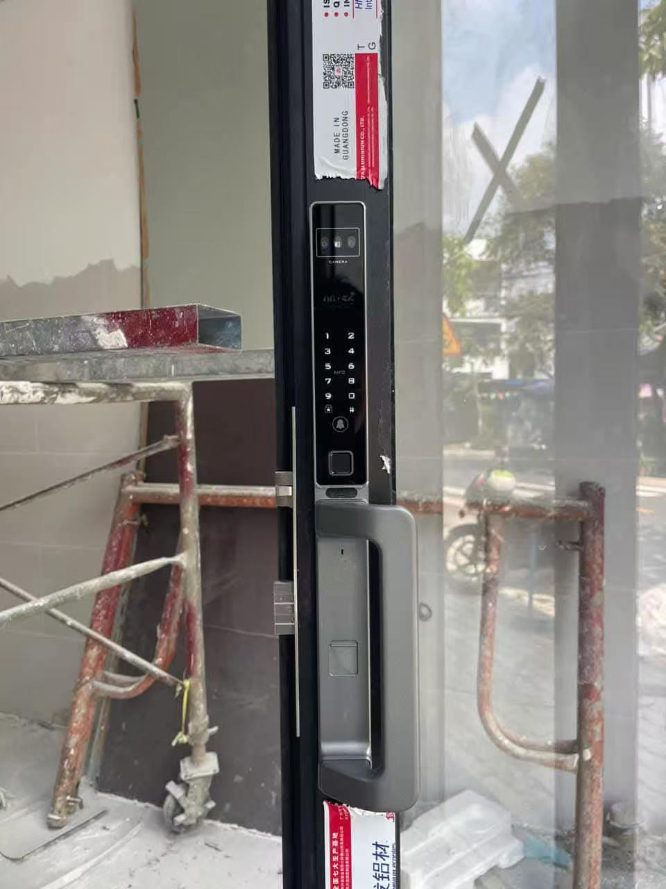 Intelligent lock，Very narrow smart lock，Broken bridge aluminum door smart lock，KFC Door Smart Lock，Courtyard lock，Smartlock，