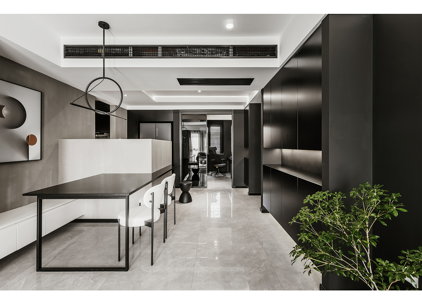 Small apartment design，Minimalist style，space transformation，Storage design，light and shadow design，Geometric Aesthetics，