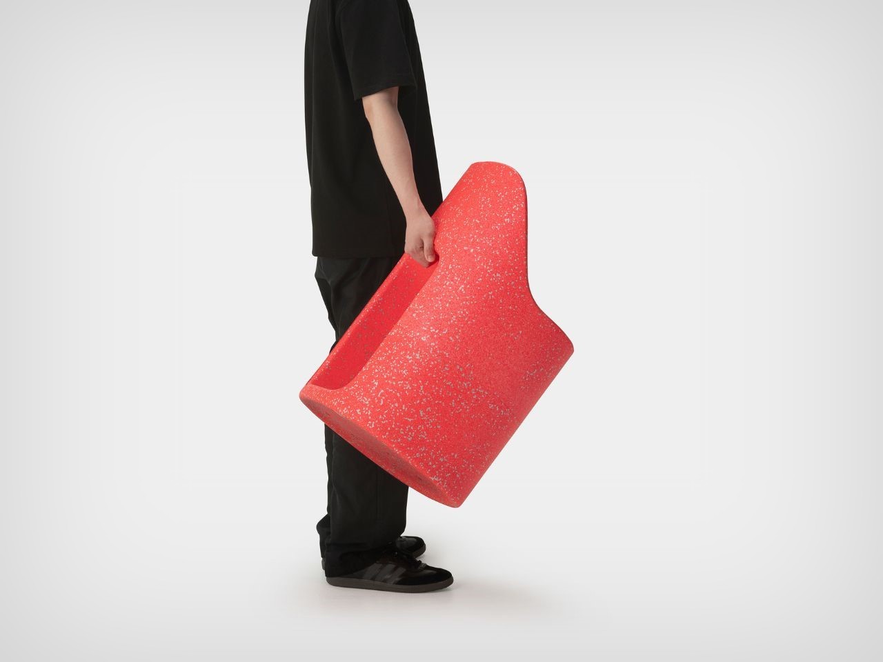 Public seat，Form&Foam，durability，Environmental protection design，EPP，