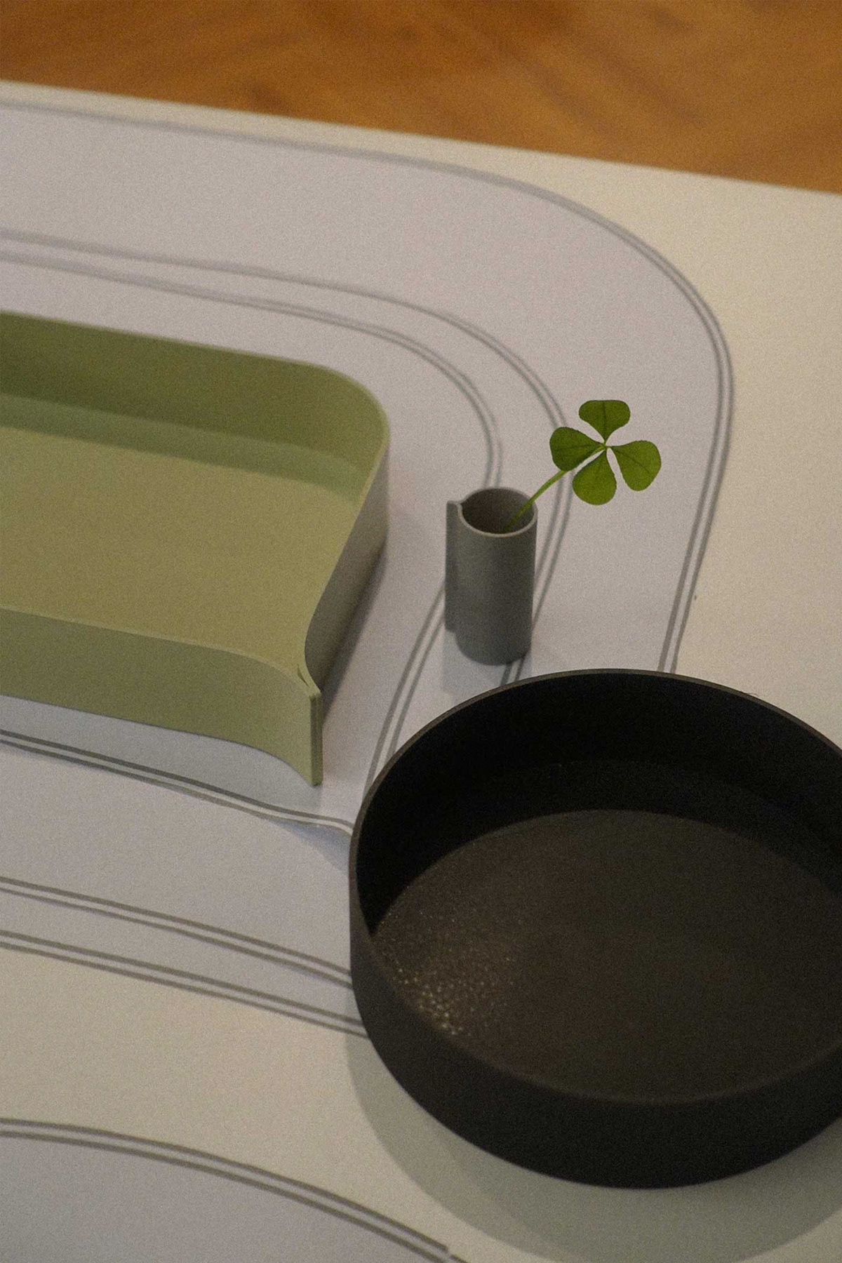 Tray，Speech，Metal plate，ornament，