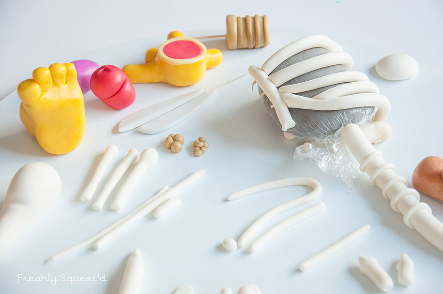 Creative cake，Cake making，Character design，Colorful，Rich colors，Children's snacks，Snack making，Biscuit design，Bionics Design ，jelly，Kitty，Bionic cat，Star element，