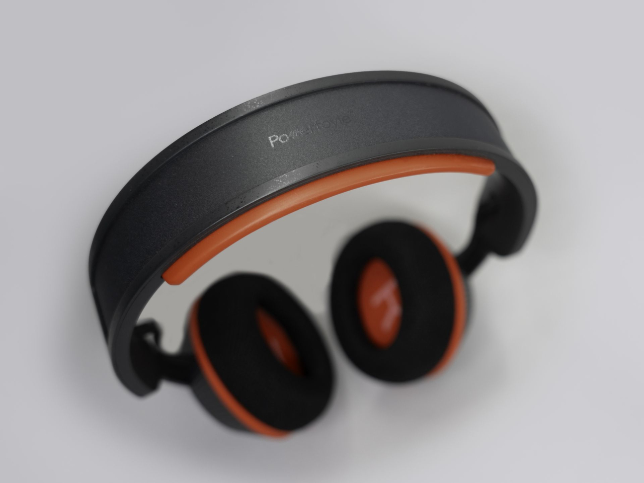 solar energy，Wireless charging，headset，Audio equipment，