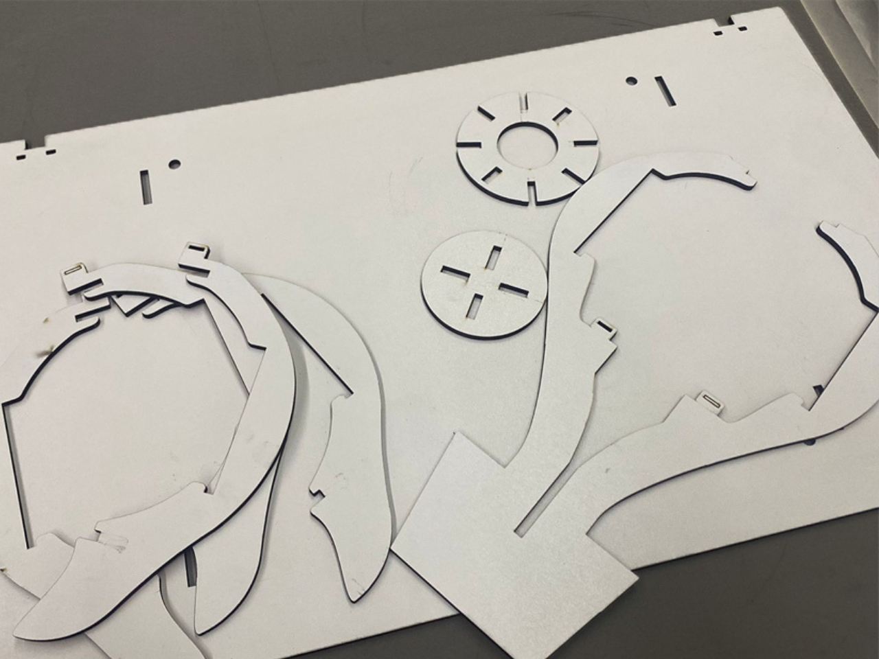 Desk lamp，conceptual design，pen container，Housewear & Furnishings，