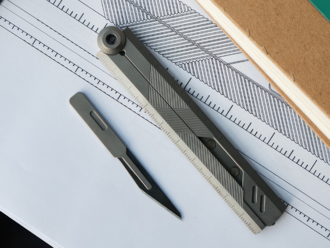 ruler，tool，Stationery，EDC，