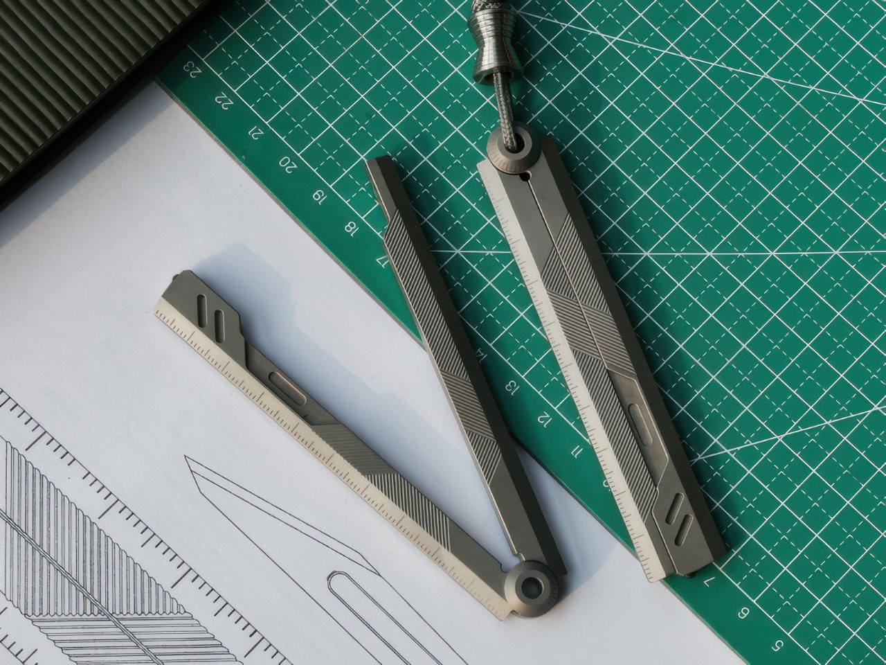 ruler，tool，Stationery，EDC，