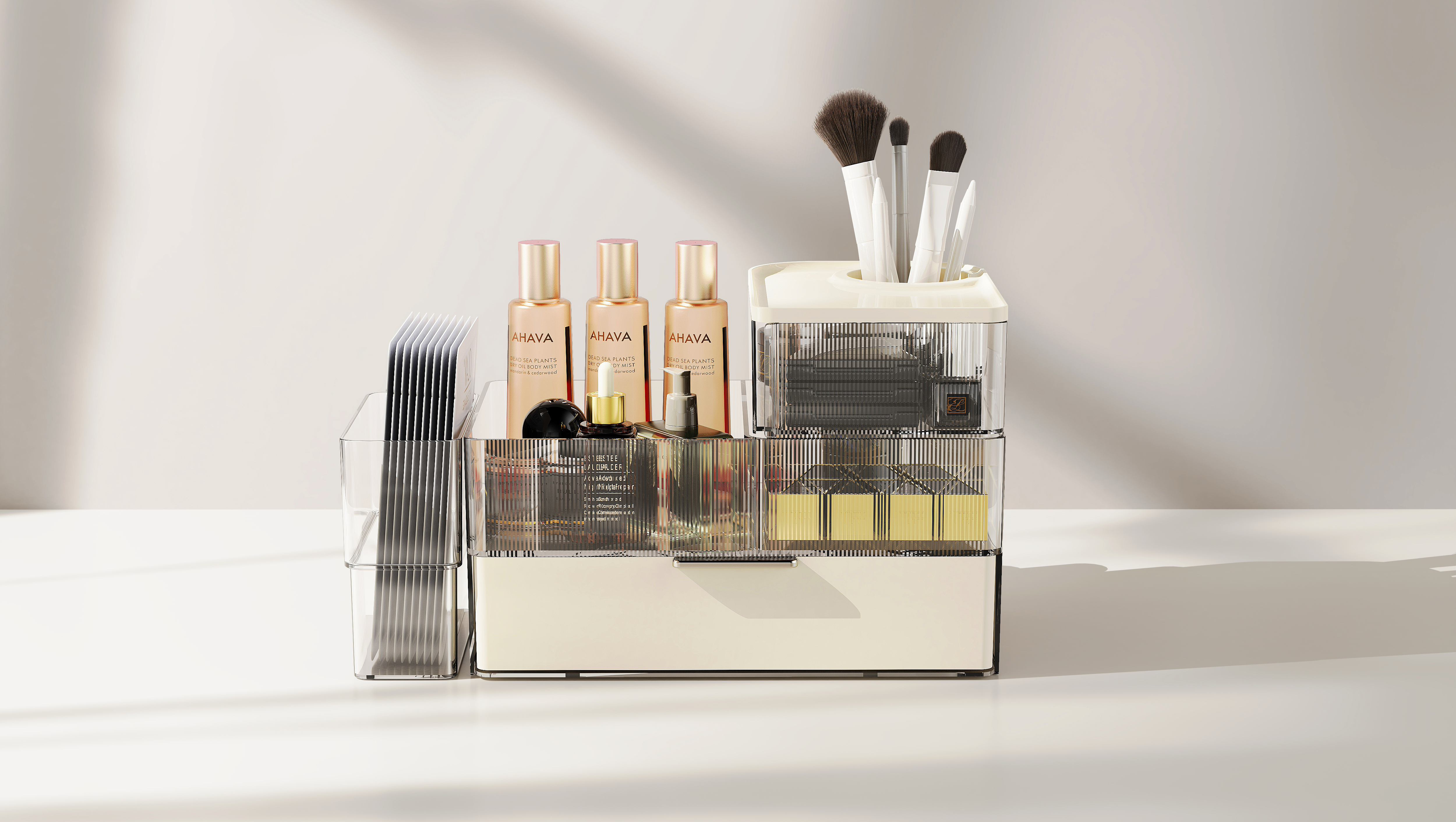 Bring your own makeup mirror to meet the daily makeup storage，