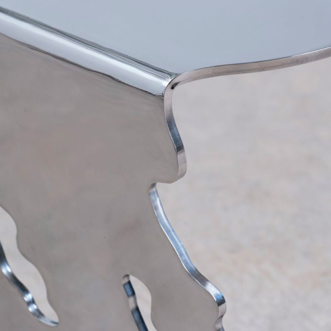 Flow Side Table，Asymmetric design，stainless steel，Home Furnishing decoration，