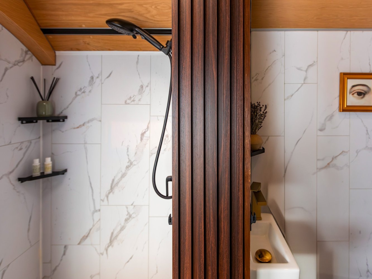 RollAWay Hospitality，Touring car，vehicle，RollAWay，Campervan，