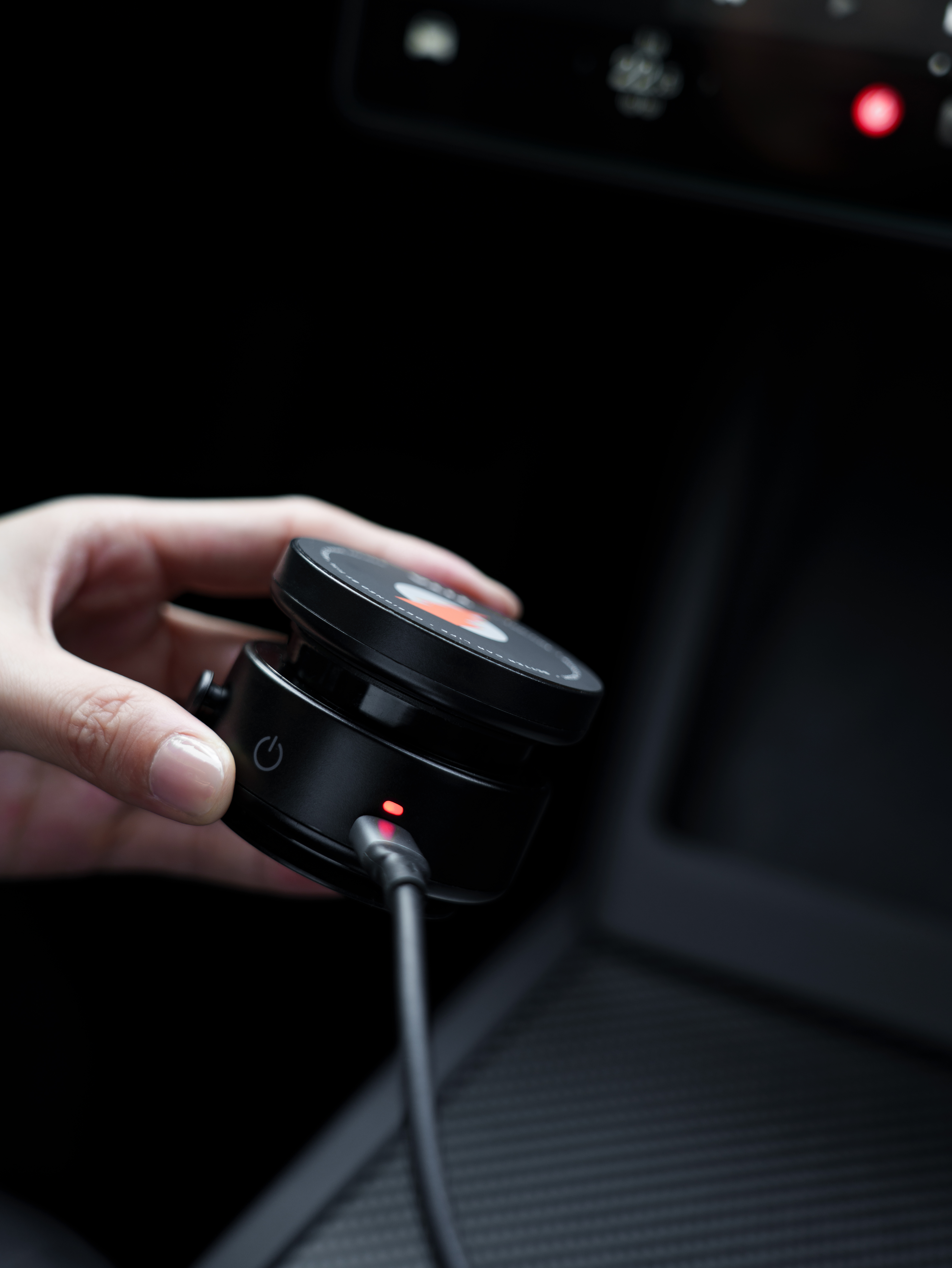 TITA，Mobile phone bracket，Suction cup holder，Multifunctional support，Vehicle mount ，