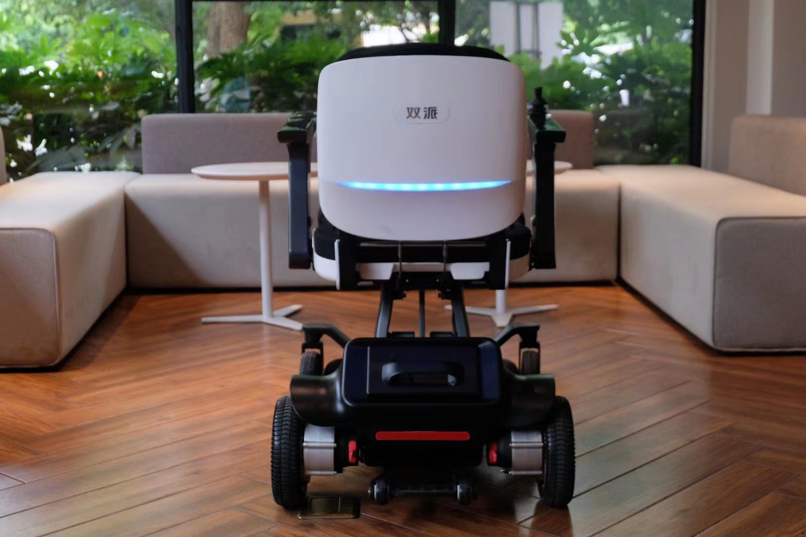 Electric wheelchair，Elderly scooter，Travel tools，Short-distance travel，Tiangong Kaiyuan Industrial Design，