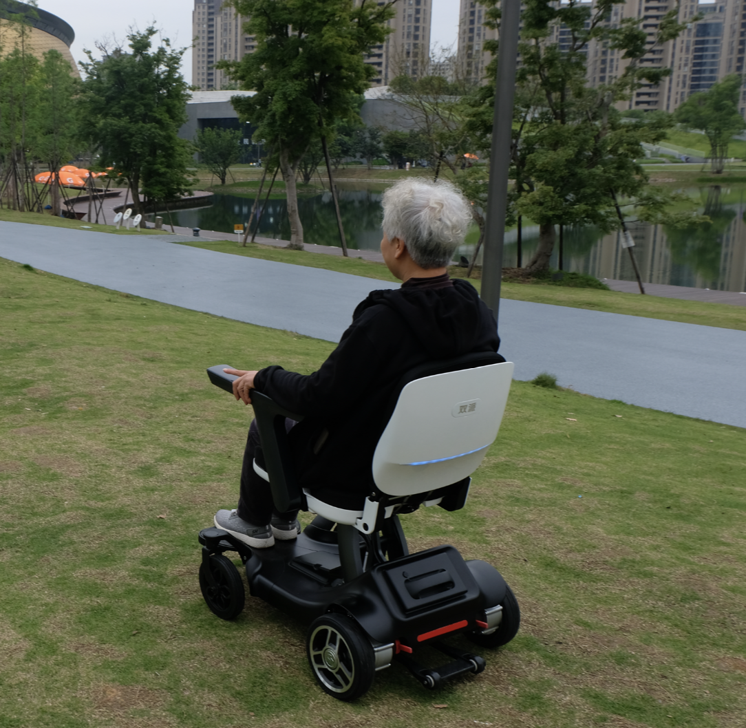 Electric wheelchair，Elderly scooter，Travel tools，Short-distance travel，Tiangong Kaiyuan Industrial Design，
