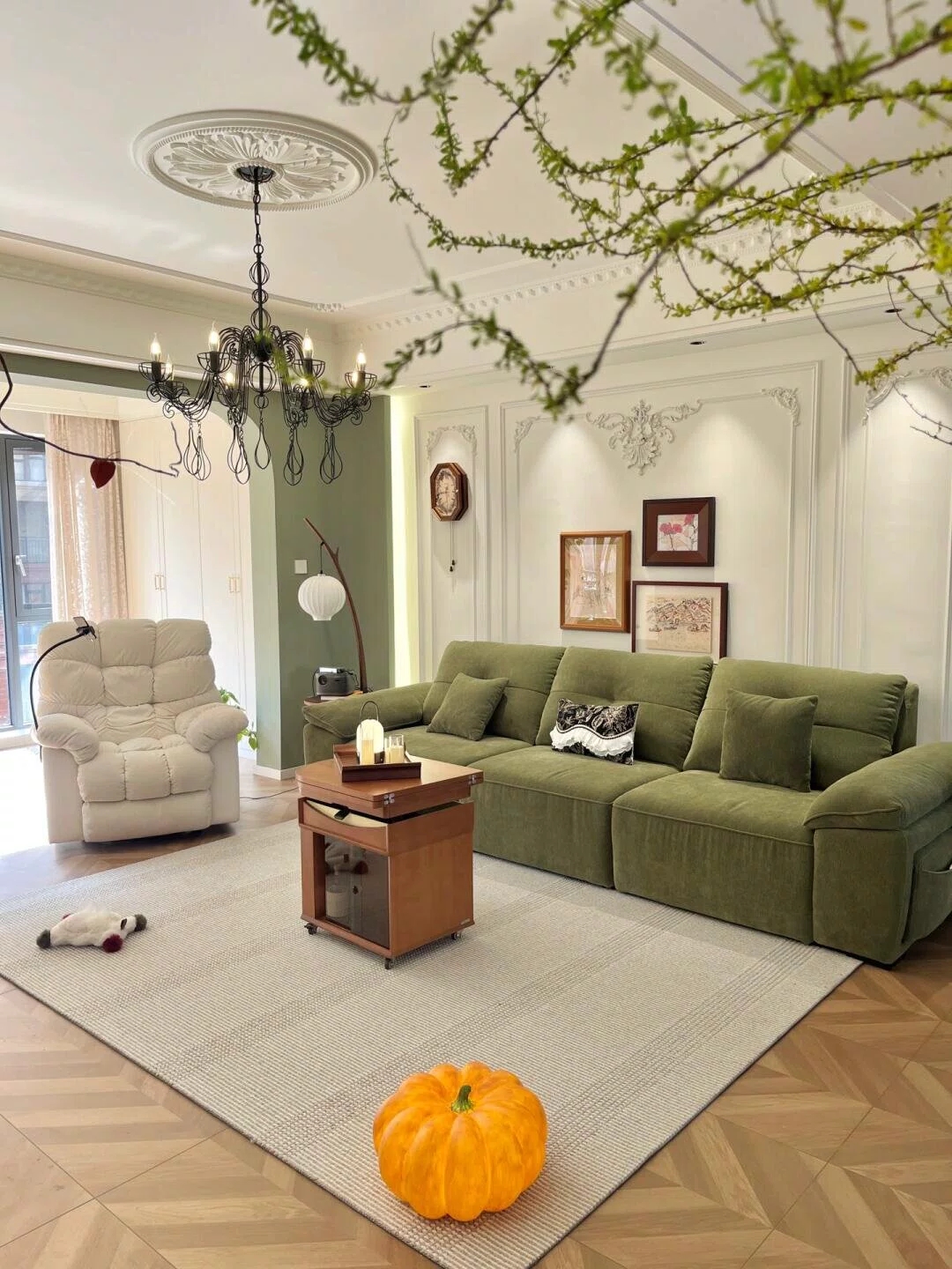 # French Style，# The look of home，# Full case design, full case landing，# Creator Center，