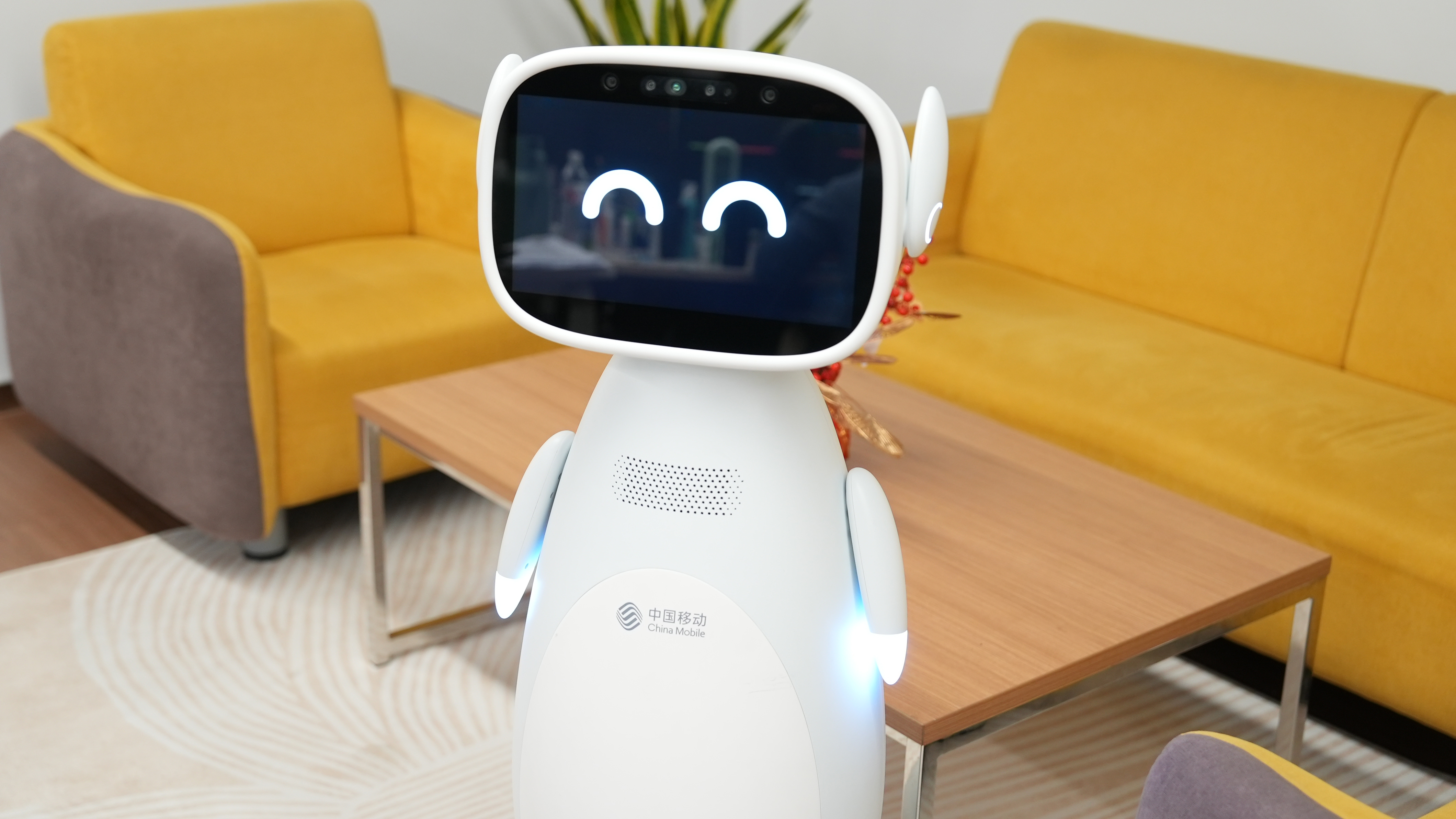 Service robot，China Mobile，product design，Bionics Design ，Pet company，Home intelligence，If Award，