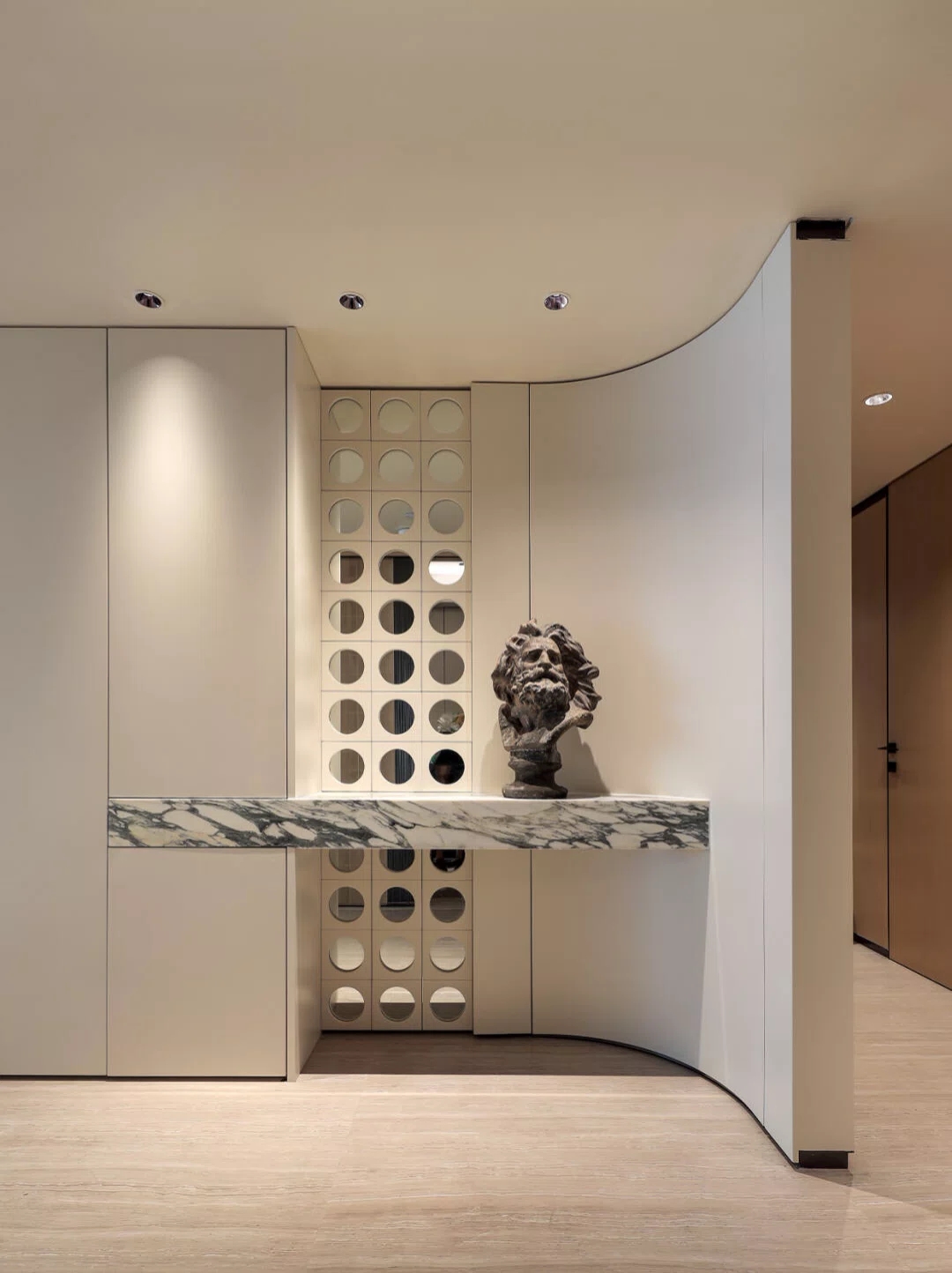 Porch design，Focus on decoration design，Full case design Full case landing，High end customization，