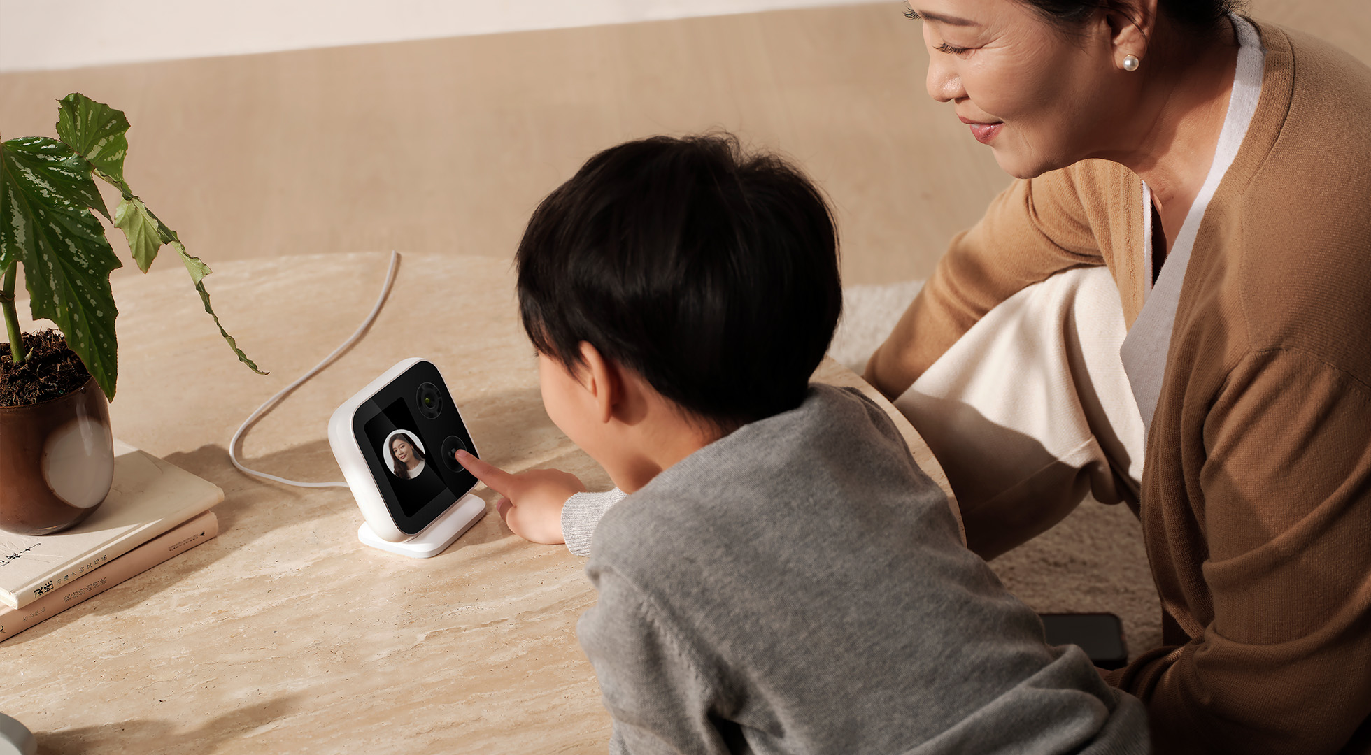 Video call，One-touch call，