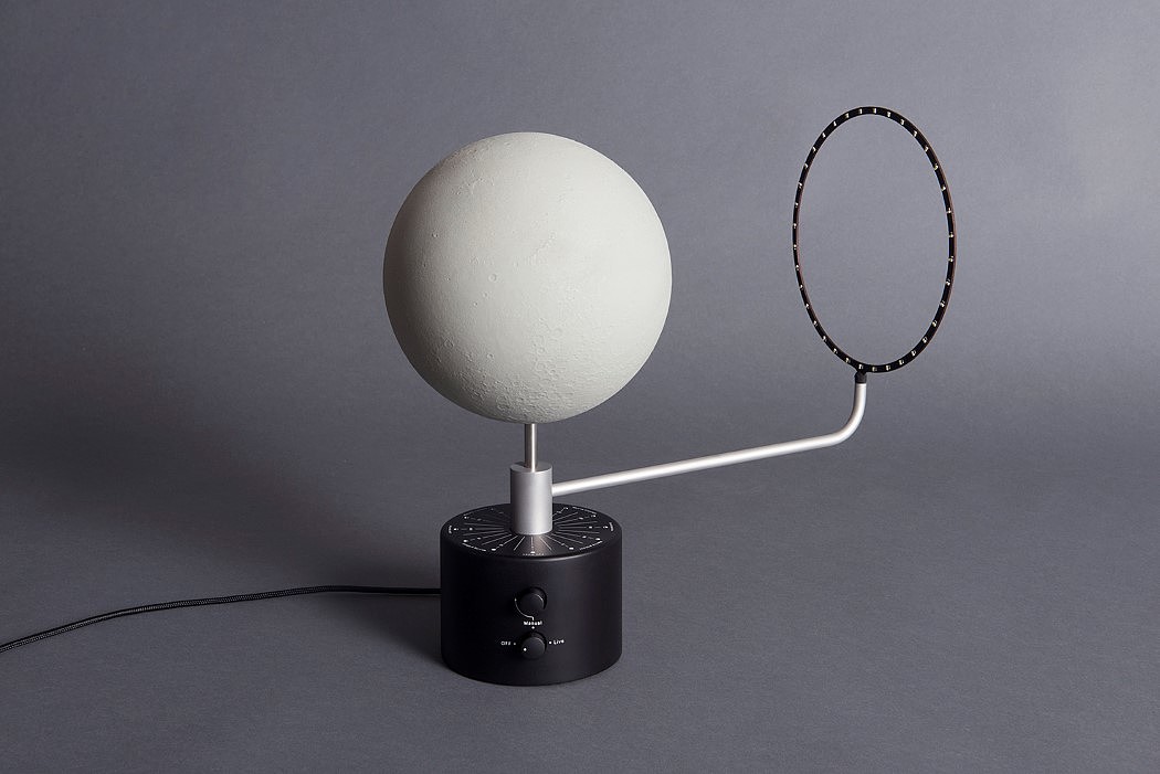 Desk lamp，originality，Moon，product design，