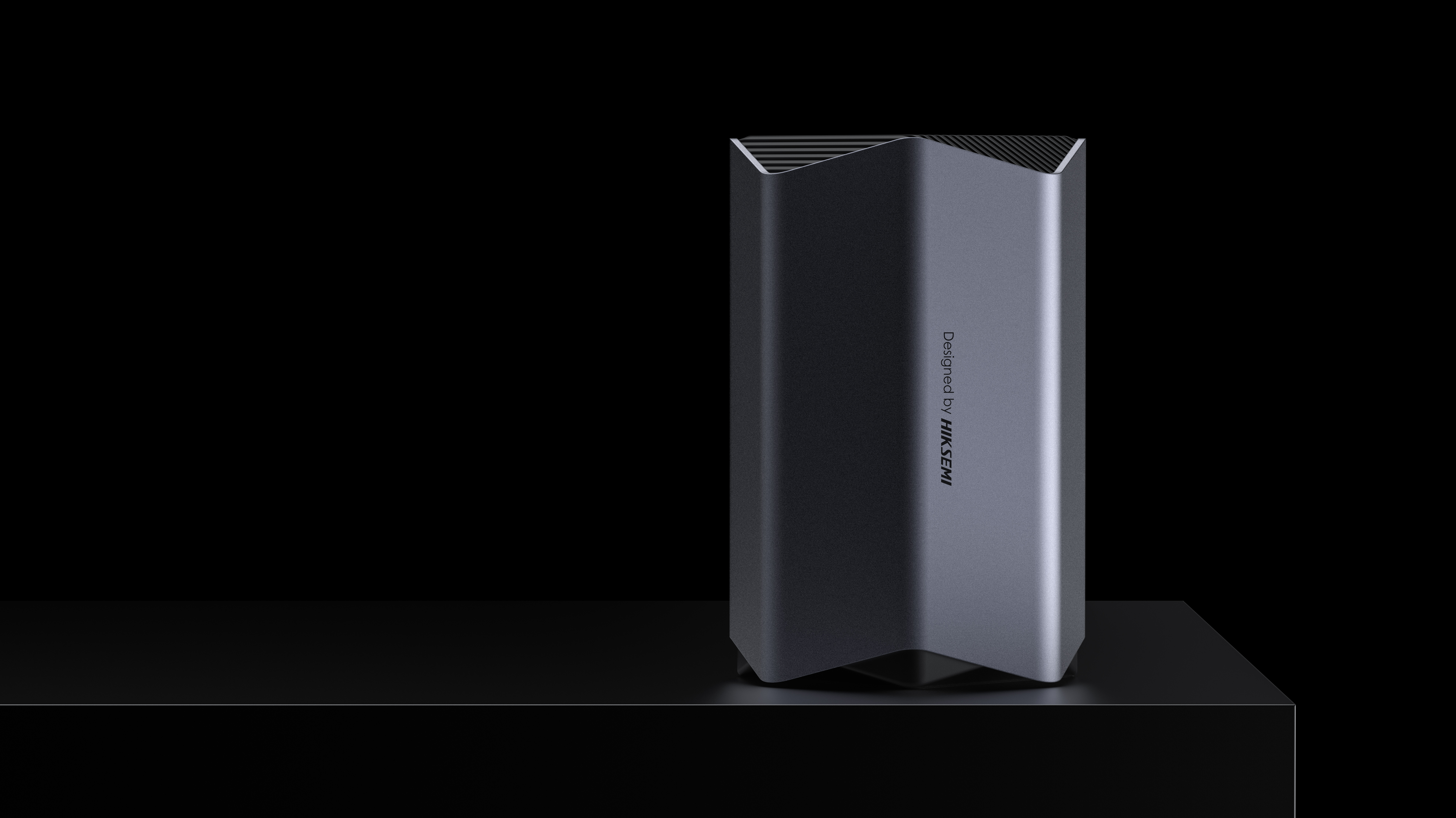 Dual-position hard disk cabinet，