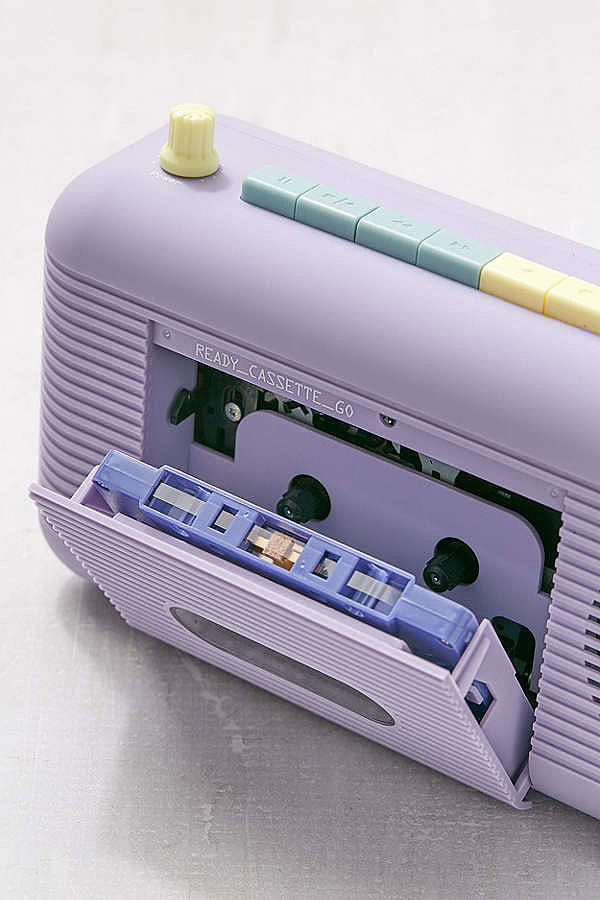 Collection，Socket，Arrange，radio，loudspeaker box，UO_TUNE_IN，