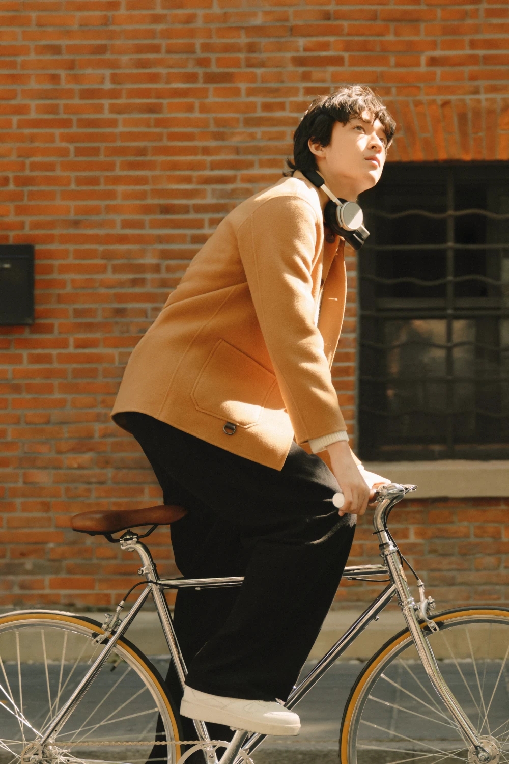 Beoplay H100，headset，Digital，intelligence，Beoplay H100，headset，Digital，intelligence，