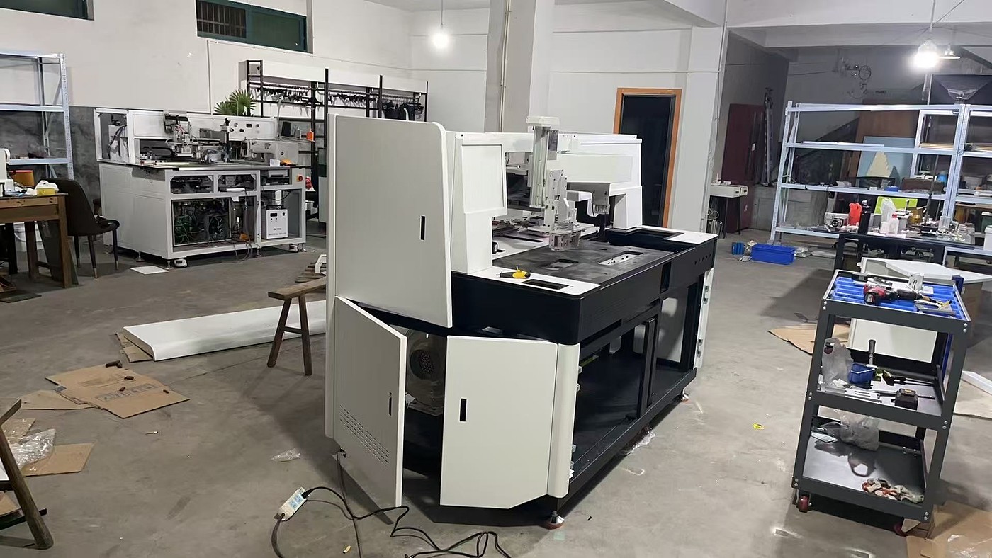 Automatic laser bag opening machine，Sewing equipment，Equipment appearance design，Sheet metal structure design，Assist in prototype processing，Guide prototype assembly，Mass production landing，
