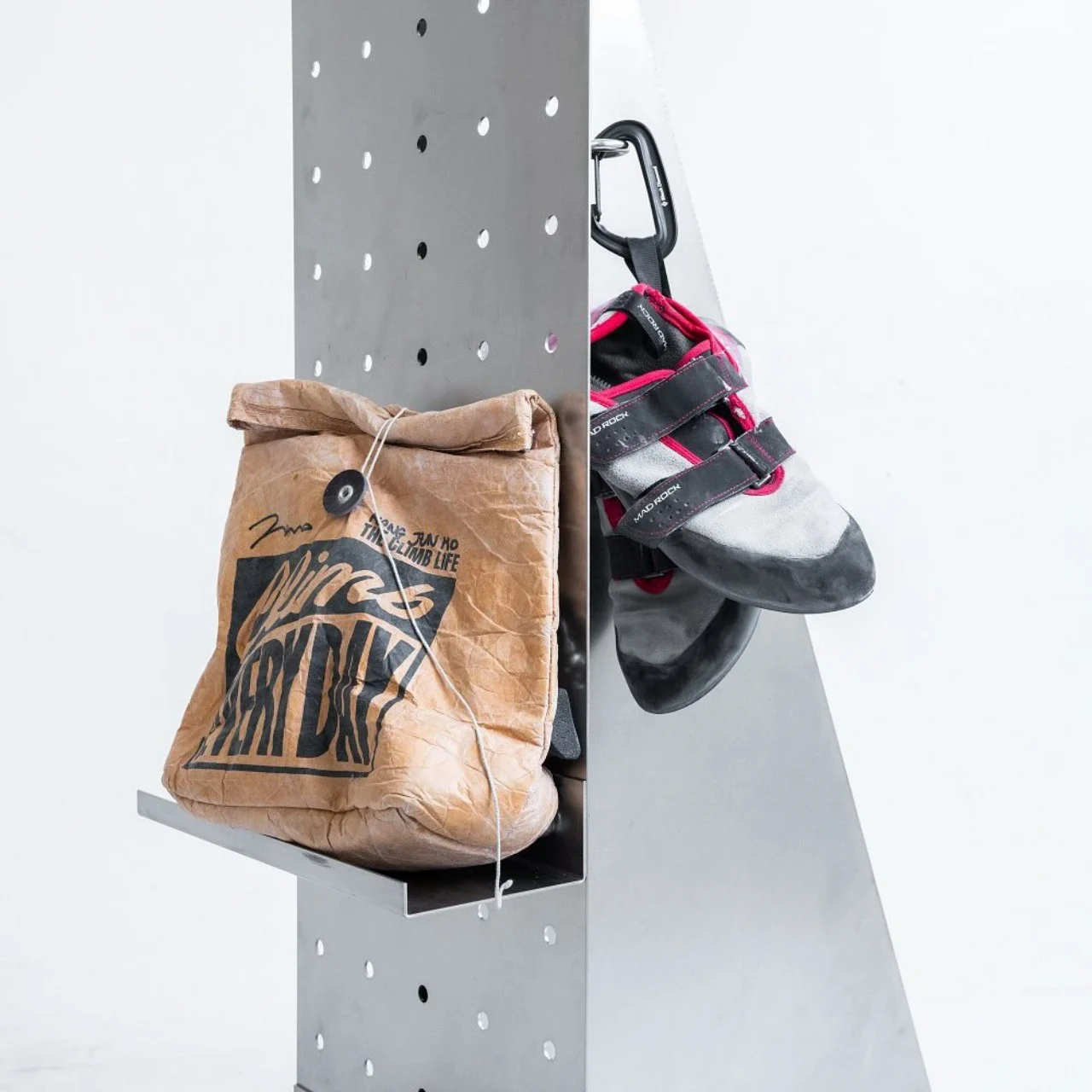 Grip Hanger，coat hanger，furniture，originality，