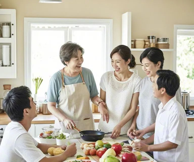 Kitchen air conditioner，design strategy ，User Research，